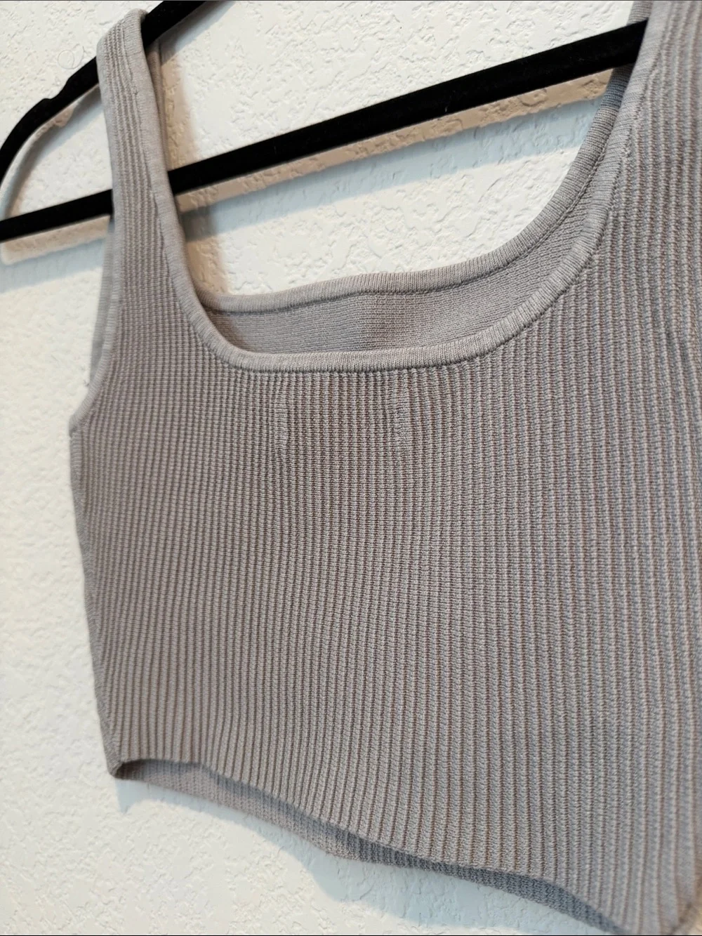 Babaton Ribbed Square Crop Top - Light Gray - Picture 5 of 10